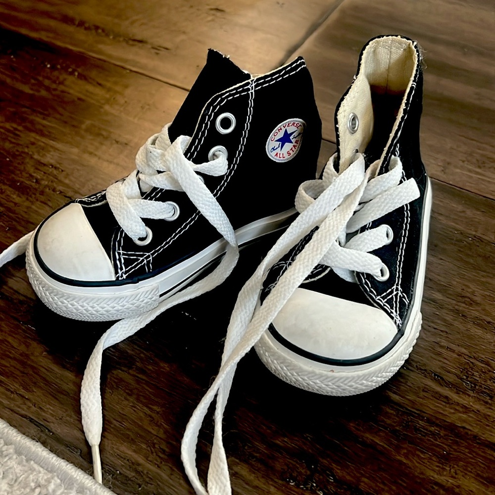 Black toddler Converse high tops